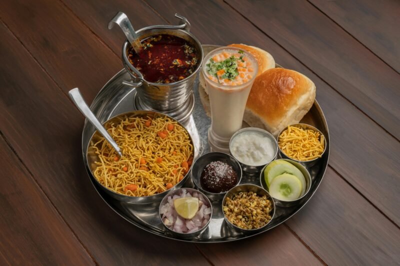5 Indian Snacks You Can Make in Under 15 Minutes