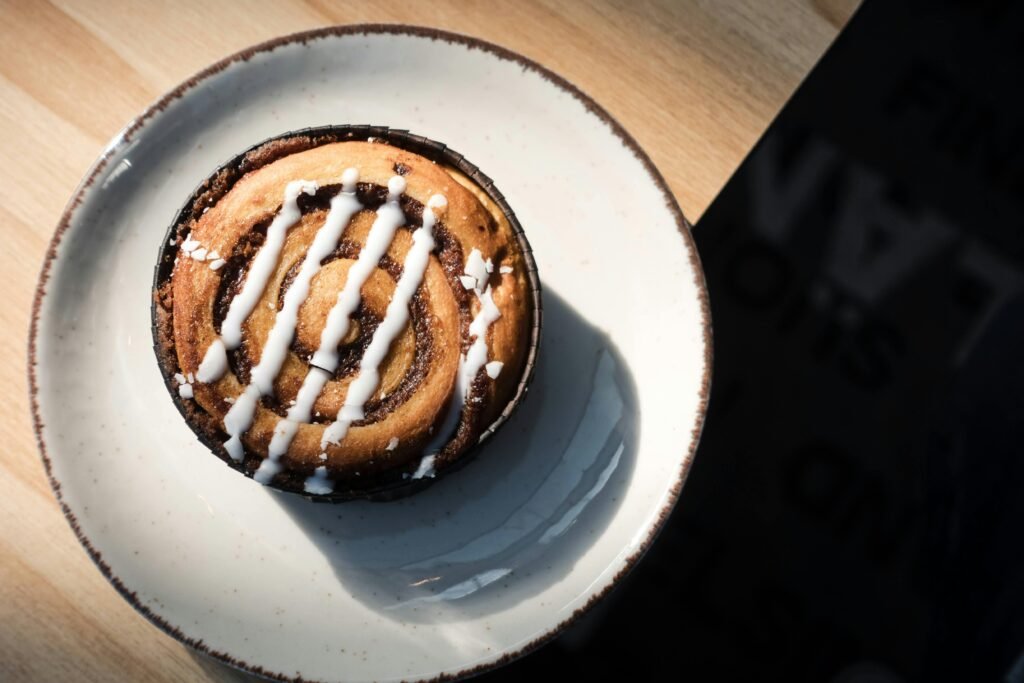 Cinnamon roll pancakes